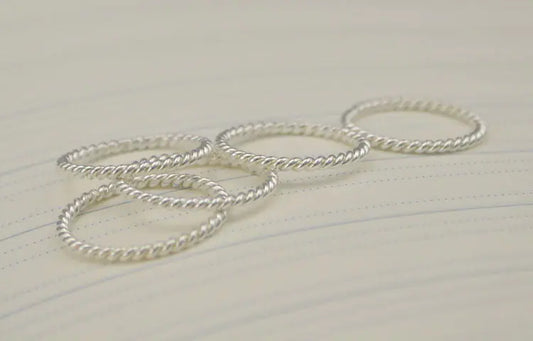 Twisted Dainty Ring