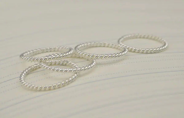 Twisted Dainty Ring