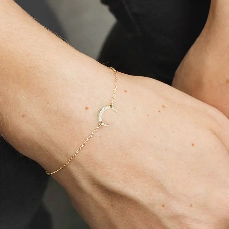 Keris Gold Chain Half Moon Bracelet