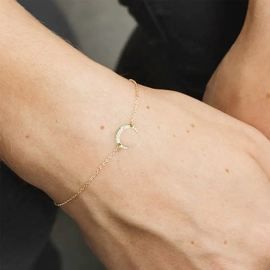 Keris Gold Chain Half Moon Bracelet